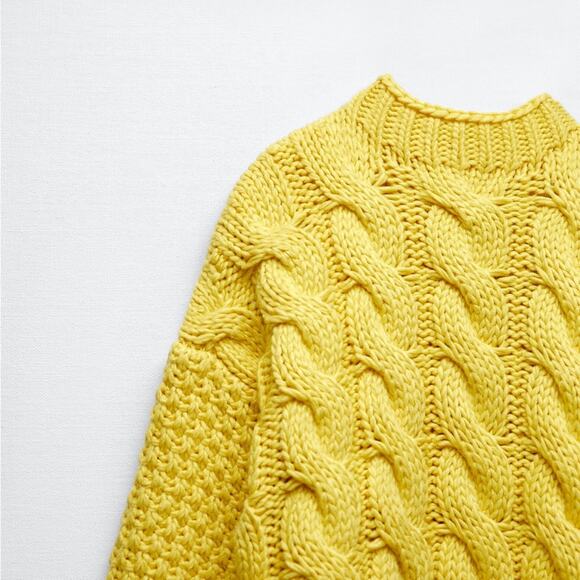 ZARA BLOGGER FAVORITE CABLE KNIT SWEATER - Picture 13 of 16